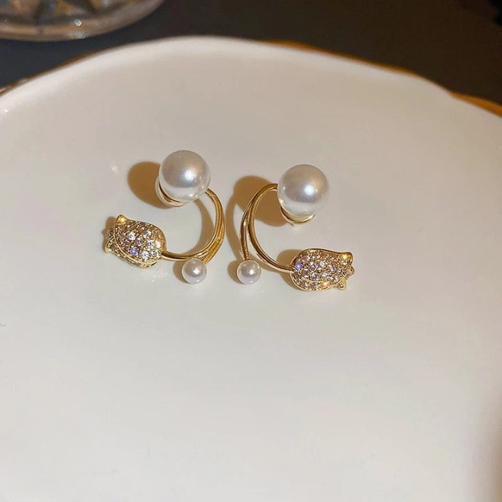 Beautiful Pearl Zircon Korean Flower Earrings for Women – Elegant Floral Design with Sparkling Zircon and Pearl Detailing | Premium Silver and Golden Fashion Jewelry for Parties, Weddings, and Daily Wear | AWT-999 - Golden