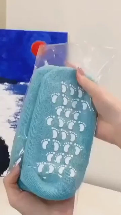 1 Pair Reusable Silicone Spa Gel Socks For Dry Feet And Cracked Heel Treatment – Moisturizing Hydrating Softening And Skin Smoothing Overnight Foot Care (Random Color)